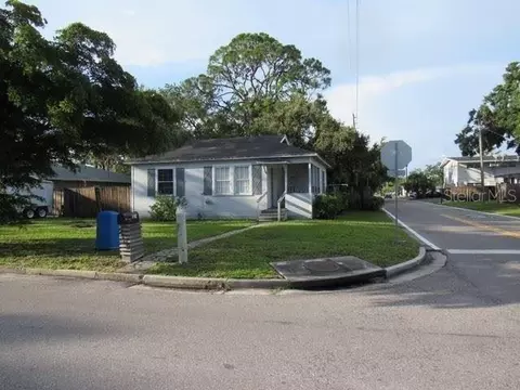 2102 Arlington St, Sarasota, FL 34239