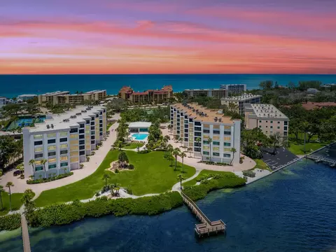 8701 Midnight Pass Rd #104, Sarasota, FL 34242