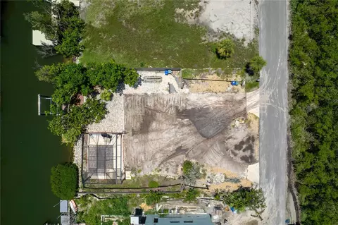 640 Lyons Ln, Longboat Key, FL 34228