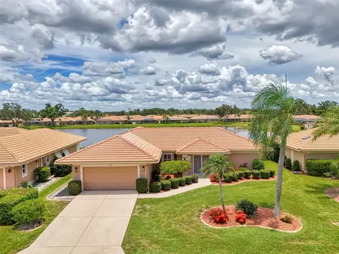 3012 Community Center Dr, Venice, FL 34293