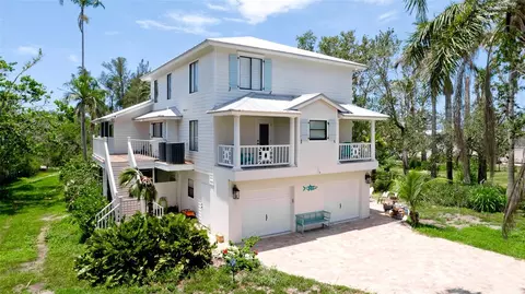 9403 9th Ave NW, Bradenton, FL 34209