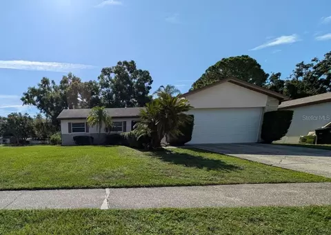 3237 Pine Haven Dr, Clearwater, FL 33761