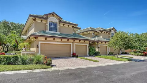 6422 Moorings Point Cir #101, Lakewood Ranch, FL 34202