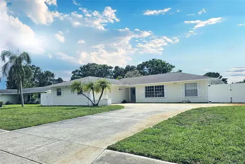 2004 40th St W, Bradenton, FL 34205