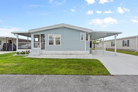 749 Riverview Cir, North Port, FL 34287