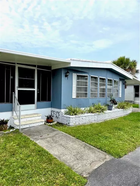 2236 Gondola Dr, Sarasota, FL 34238