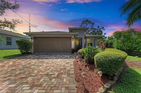 133 Tucker Ave, Sarasota, FL 34232