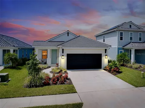 6503 Big Bayou Dr, Sarasota, FL 34241