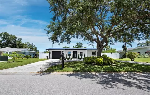 3439 Fair Oaks Pl, Sarasota, FL 34239