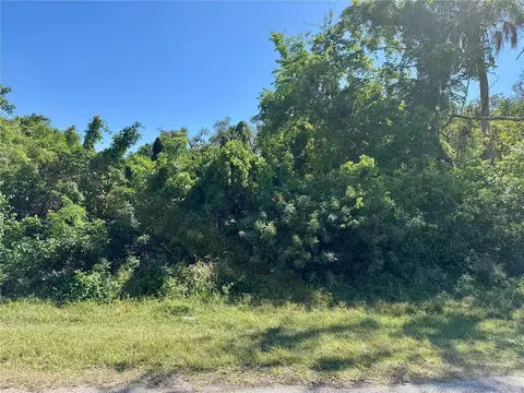 16443 Bauers Ave, Port Charlotte, FL 33954