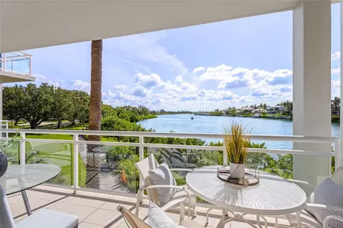 225 Sands Point Rd #6103, Longboat Key, FL 34228