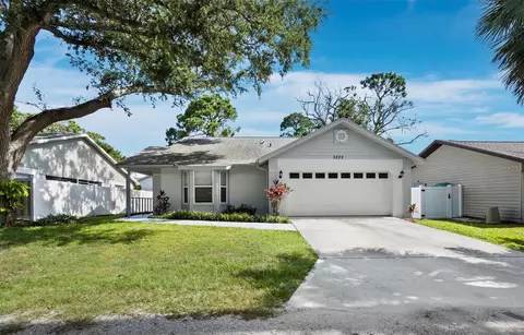 3223 Jamaica St, Sarasota, FL 34231