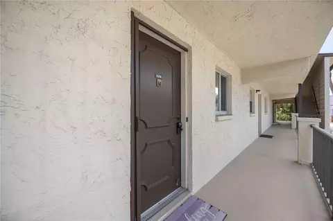 2220 Stickney Point Rd #528, Sarasota, FL 34231
