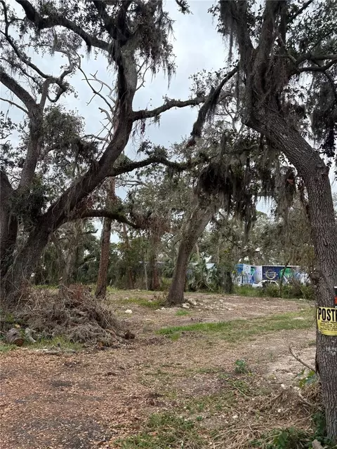 1622 51st Ave E, Bradenton, FL 34203 photo 2