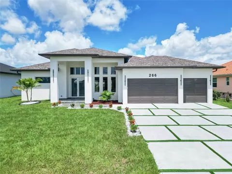 266 W Pine Valley Ln, Rotonda West, FL 33947