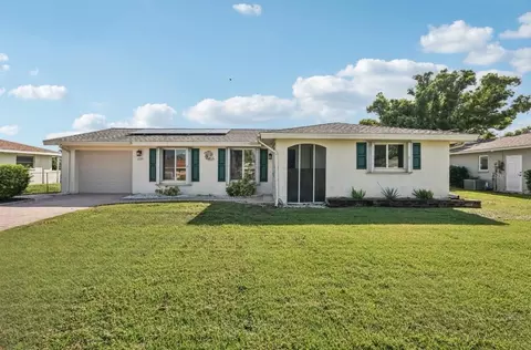 2271 Sandlewood Dr, Venice, FL 34293