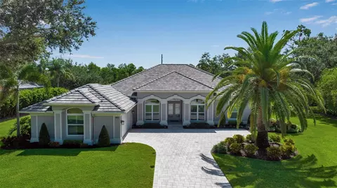462 E Macewen Dr, Osprey, FL 34229