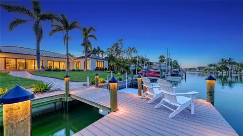 659 N Owl Dr, Sarasota, FL 34236
