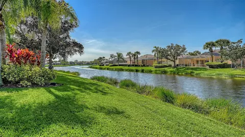 5737 Ivrea Dr, Sarasota, FL 34238