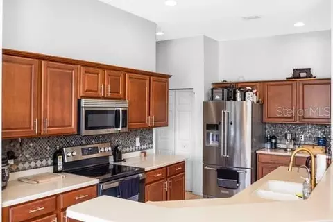 Kitchen - 4138 Noble Pl, Parrish, FL 34219 photo 1 of 2