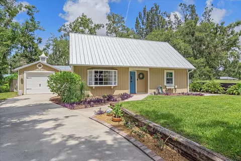 626 Hand Ave, Sarasota, FL 34232