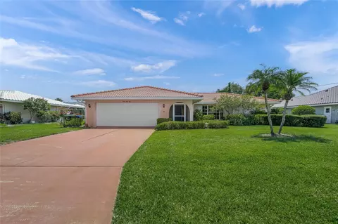 464 Rubens Dr E, Nokomis, FL 34275