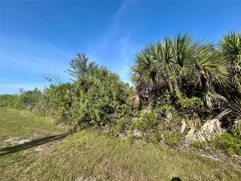 10047 Alvarez St, Port Charlotte, FL 33981