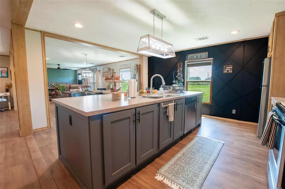 4951 SE Airport Rd Arcadia FL - A4658848 0 Zj7aAe R.webp