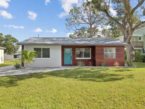 151 80th Ave NE, Saint Petersburg, FL 33702