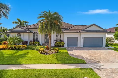 609 Crescent St, Marco Island, FL 34145