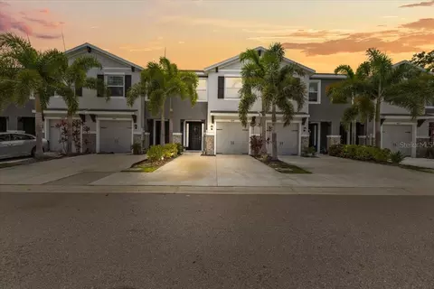 8641 Daydream St, Sarasota, FL 34238