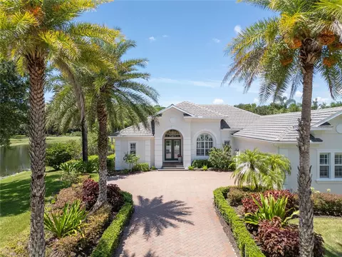 7412 Greystone St, Lakewood Ranch, FL 34202