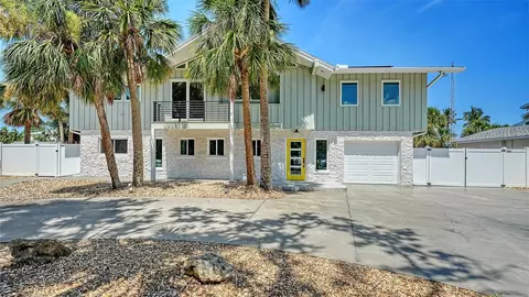 5168 Sandy Cv, Sarasota, FL 34242