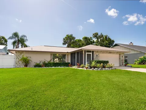2109 39th St W, Bradenton, FL 34205