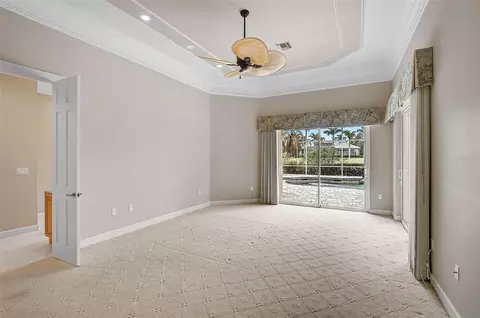 Bedroom - 852 Macewen Dr, Osprey, FL 34229 photo 4 of 10