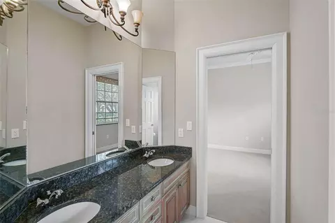 Bath - 852 Macewen Dr, Osprey, FL 34229 photo 6 of 7