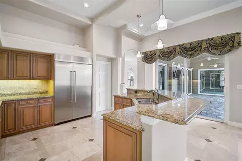 Kitchen - 852 Macewen Dr, Osprey, FL 34229 photo 4 of 4