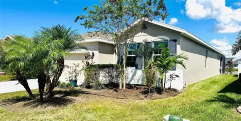 3942 Mossy Limb Ct, Palmetto, FL 34221