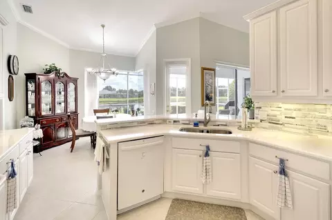 Kitchen - 6112 90th Avenue Cir E, Parrish, FL 34219 photo 4 of 4