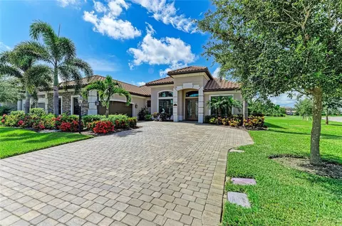 5506 Mulligan Way, Lakewood Ranch, FL 34211