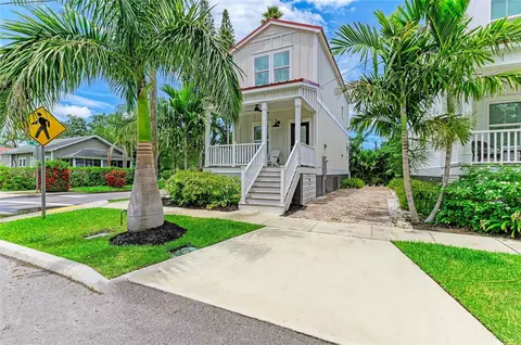 344 6th St E, Bradenton, FL 34208 photo 1