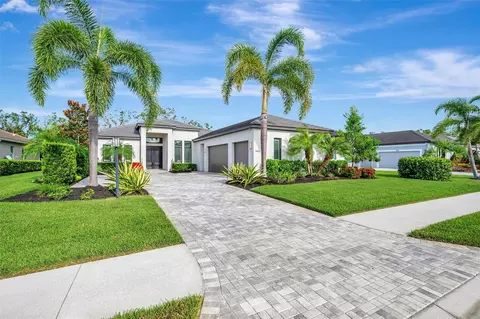 9912 Carnoustie Pl, Bradenton, FL 34211