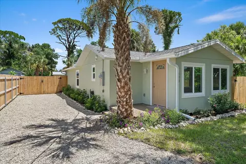 430 W Harvard St, Englewood, FL 34223