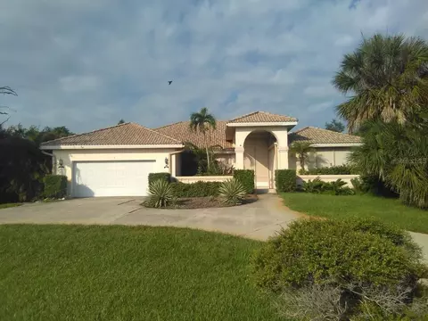 2 Arlington Dr, Placida, FL 33946
