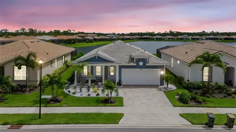 11926 Bohemian Pl, Venice, FL 34293
