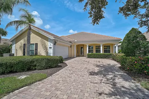 5901 Mariposa Ln, Sarasota, FL 34238