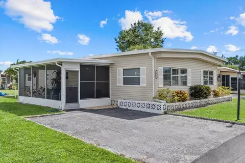 5316 53rd Ave E #B2, Bradenton, FL 34203