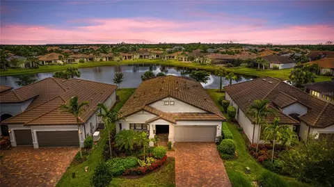 6748 Chester Trl, Bradenton, FL 34202