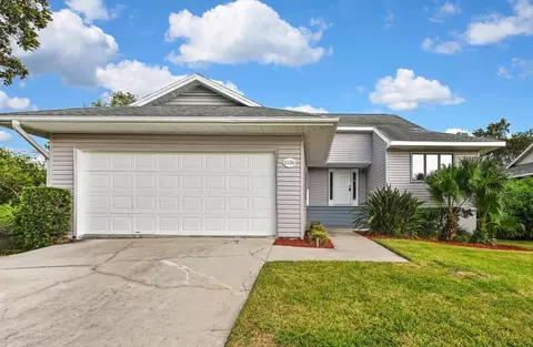 1036 Lake Avoca Dr, Tarpon Springs, FL 34689