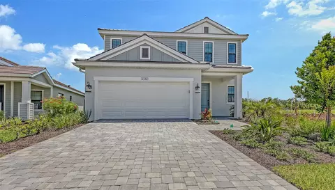 2142 Bamboo Palm Cv, Bradenton, FL 34212
